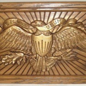 AVON VINTAGE AMERICAN EAGLE BUREAU ORGANIZER Tai